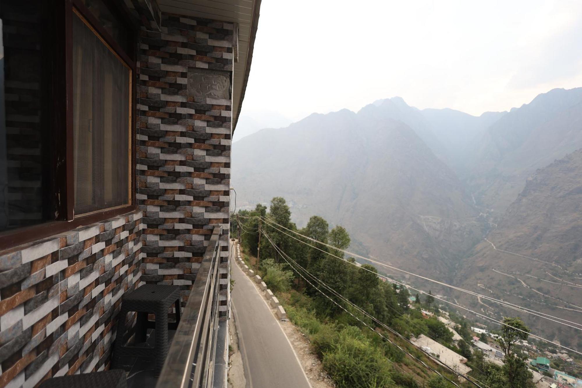 Sleeping Beauty Hotel Moutain View Property Joshīmath Exteriér fotografie